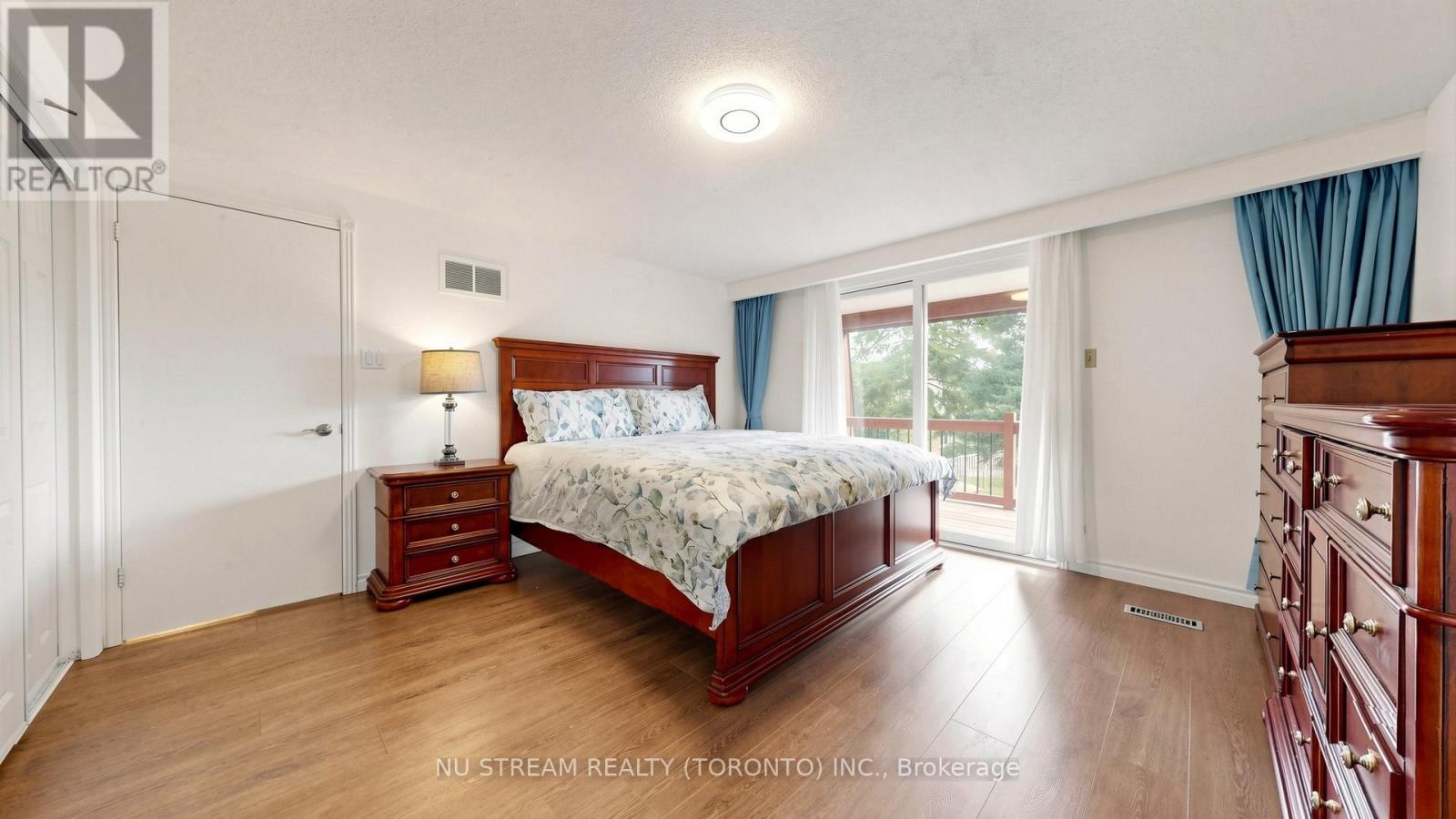 26 Alexmuir Boulevard, Toronto, Ontario  M1V 1H1 - Photo 19 - E13055480