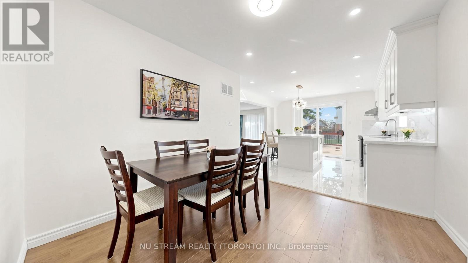 26 Alexmuir Boulevard, Toronto, Ontario  M1V 1H1 - Photo 8 - E13055480