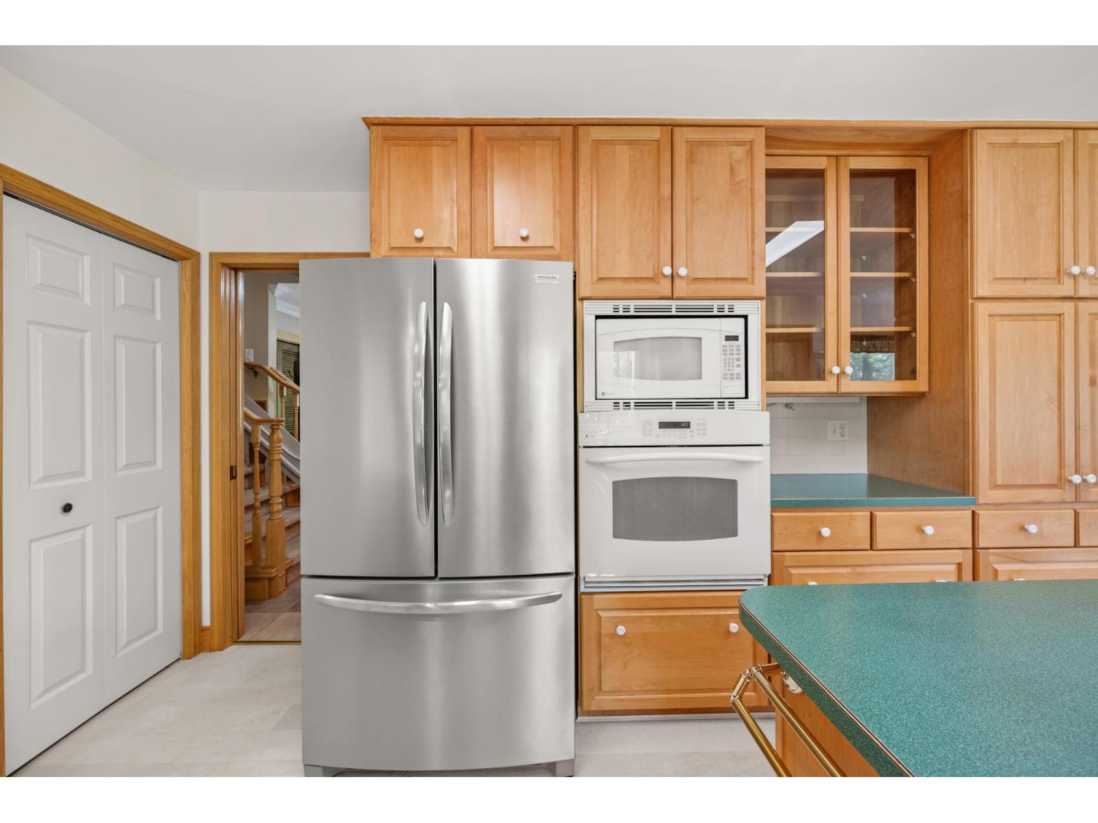 25474 60 Avenue, Langley, British Columbia  V4W 1H1 - Photo 11 - R3117095