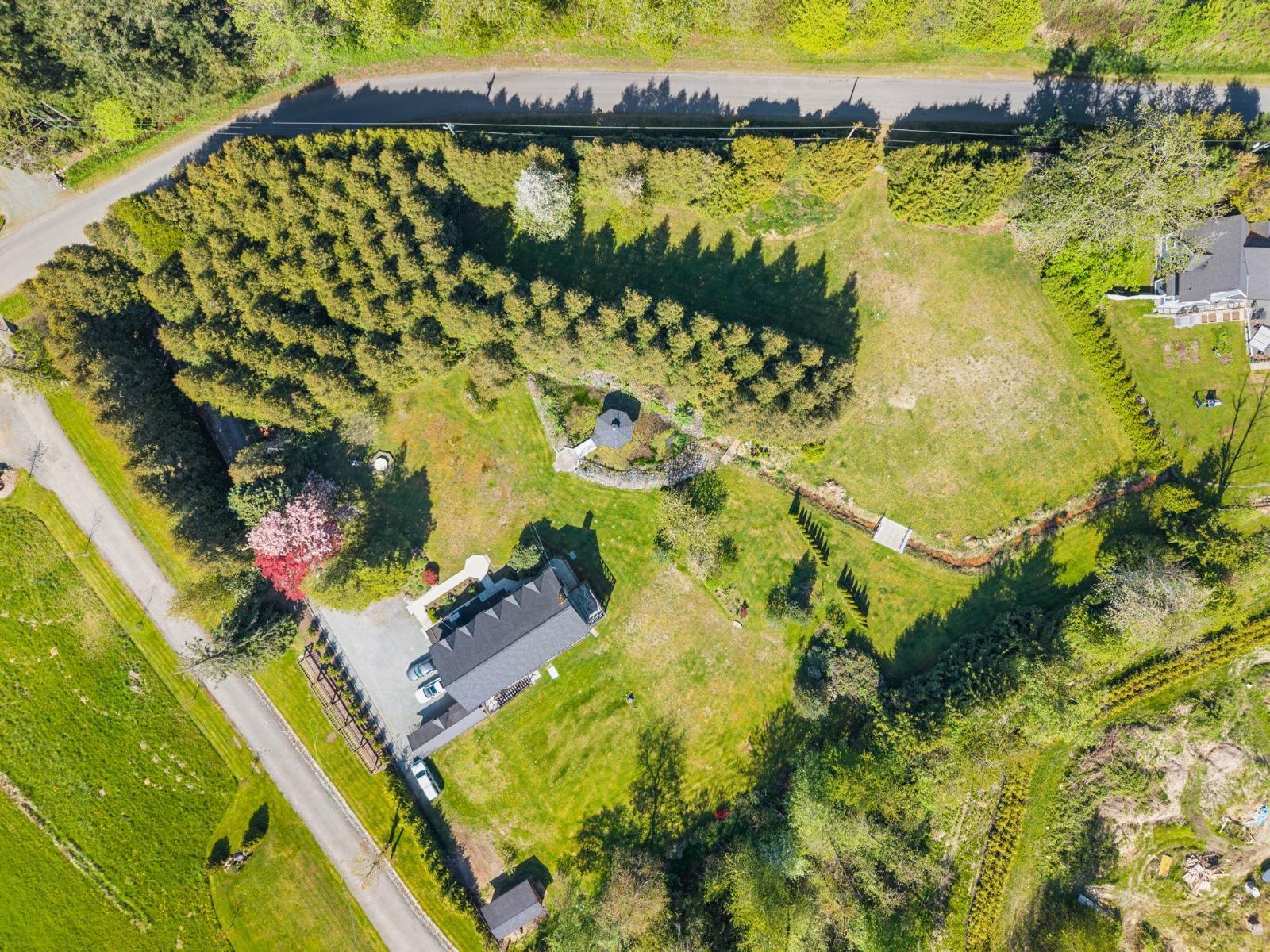 25474 60 Avenue, Langley, British Columbia  V4W 1H1 - Photo 2 - R3117095