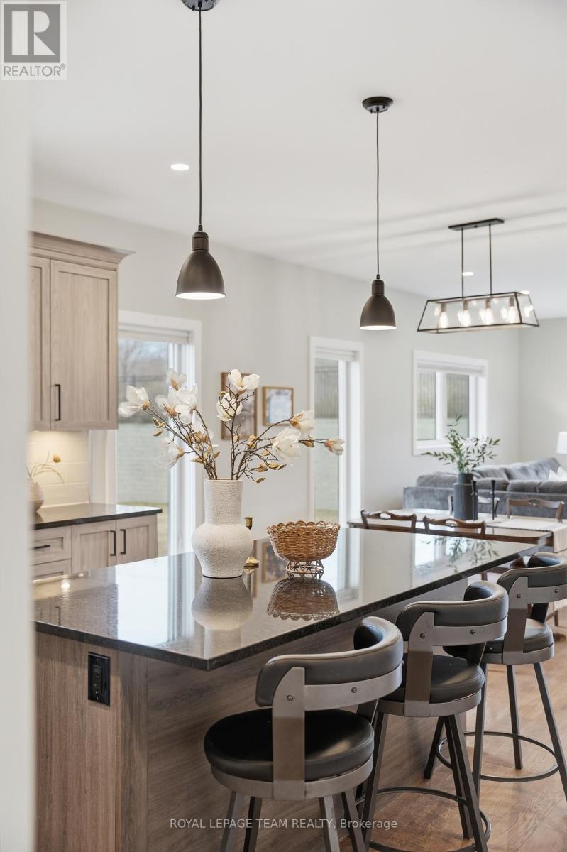 757 Meadowridge Circle, Ottawa, Ontario  K0A 1L0 - Photo 17 - X12952686