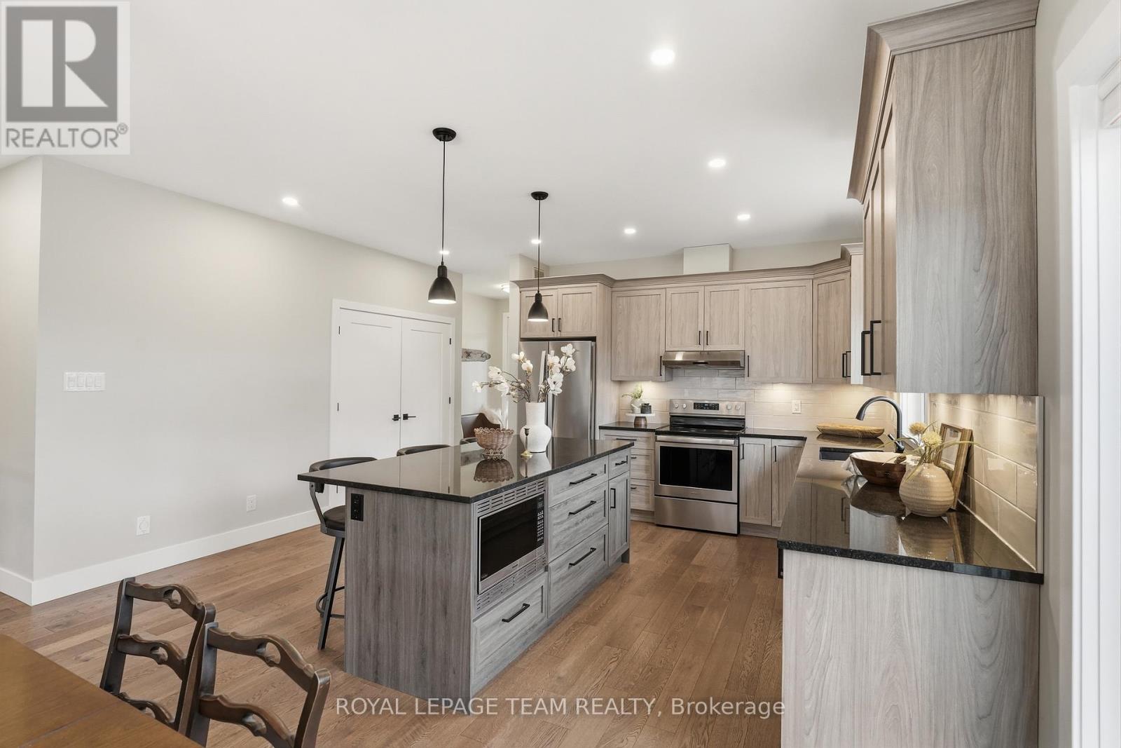 757 Meadowridge Circle, Ottawa, Ontario  K0A 1L0 - Photo 13 - X12952686