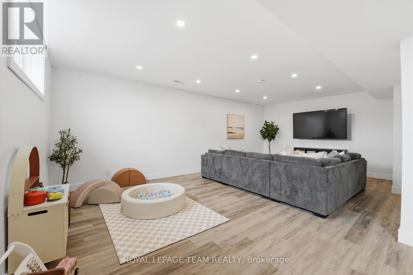 757 Meadowridge Circle, Ottawa, Ontario  K0A 1L0 - Photo 40 - X12952686