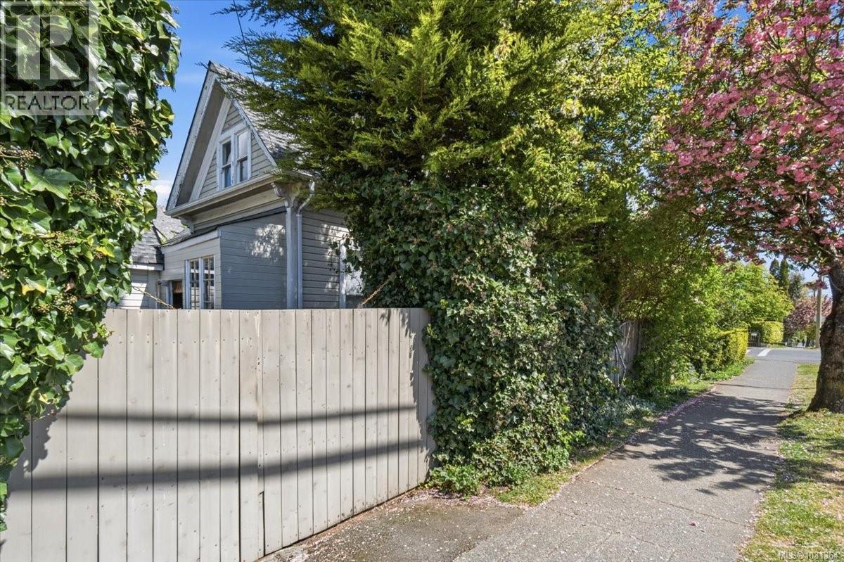 133 Milton St, Nanaimo, British Columbia  V9R 2K4 - Photo 47 - 1031364