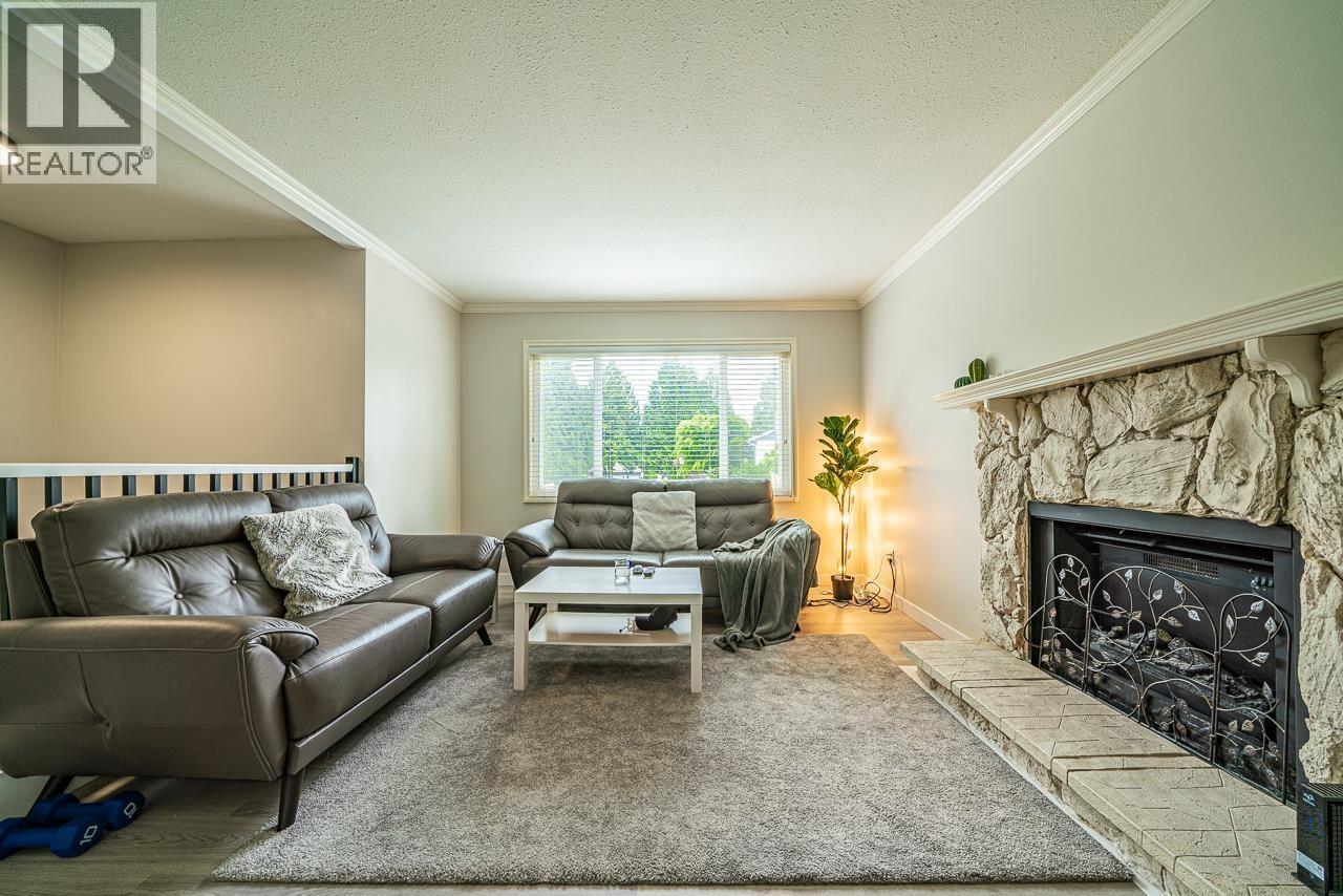 12208 Mctavish Place, Maple Ridge, British Columbia  V2X 8L8 - Photo 4 - R3116672