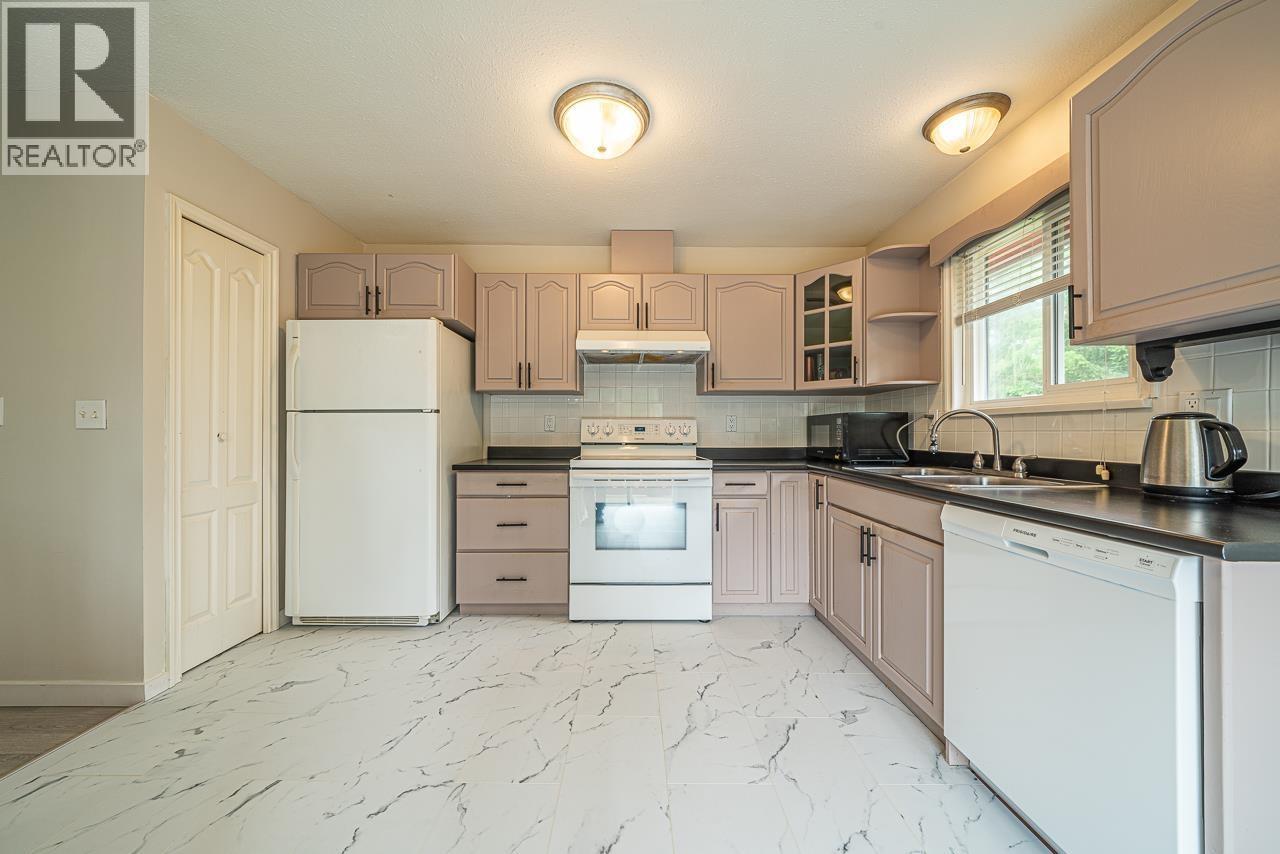 12208 Mctavish Place, Maple Ridge, British Columbia  V2X 8L8 - Photo 7 - R3116672