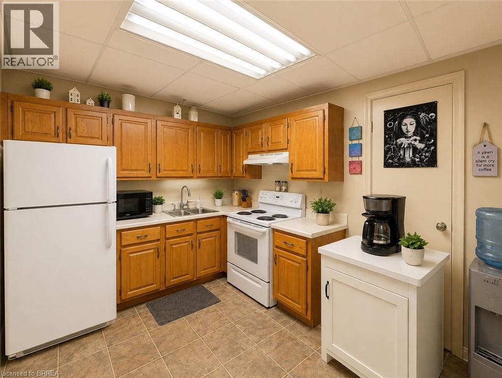 260 Murray Street, Brantford, Ontario  N3S 5S5 - Photo 12 - 40823008