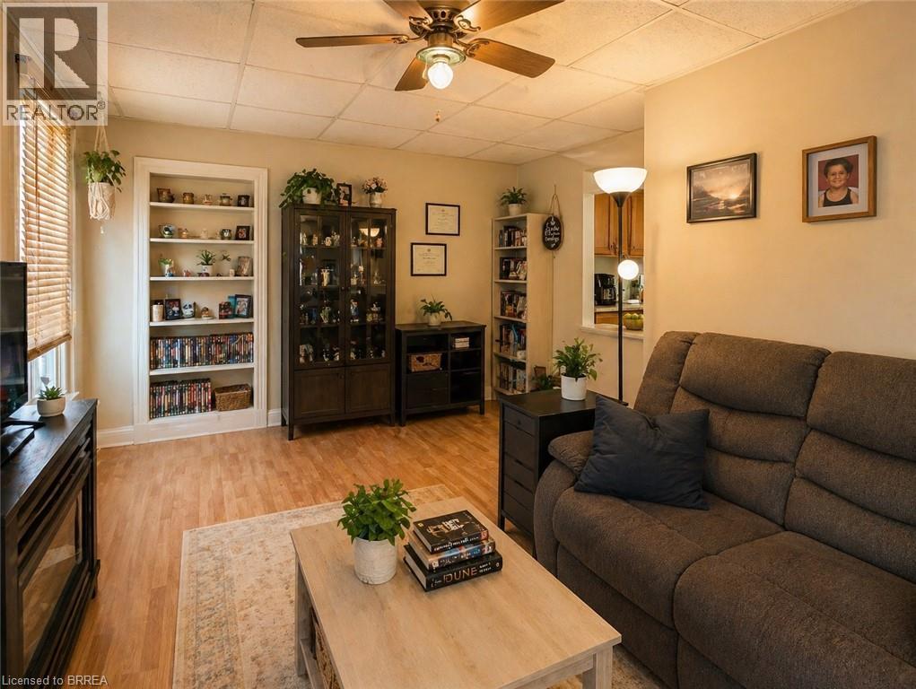 260 Murray Street, Brantford, Ontario  N3S 5S5 - Photo 4 - 40823008