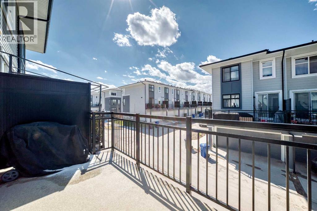 871 Belmont Drive Sw, Calgary, Alberta  T2X 4P2 - Photo 13 - A2306048