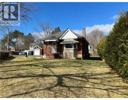 90 OSLER Drive, Dundas, Ontario