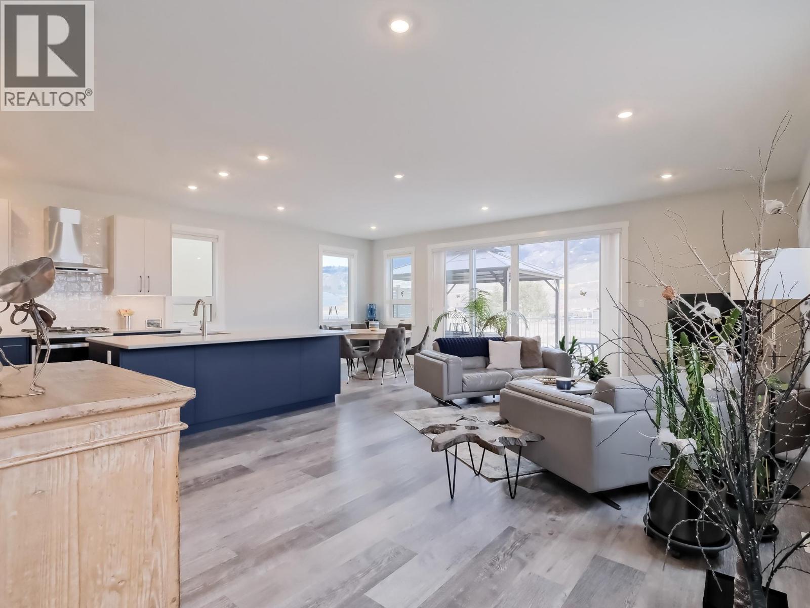 7016 Wren Drive, Osoyoos, British Columbia  V0H 1V5 - Photo 2 - 10378312