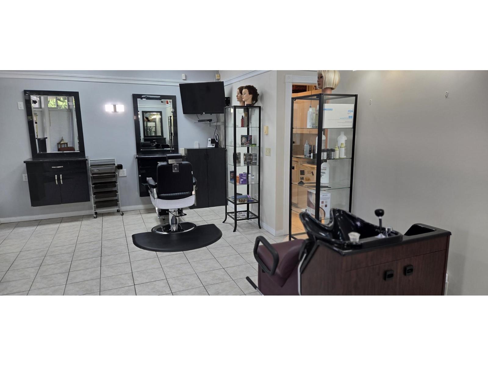 15156 Roper Avenue, White Rock, British Columbia  V4B 2E7 - Photo 2 - C8078322