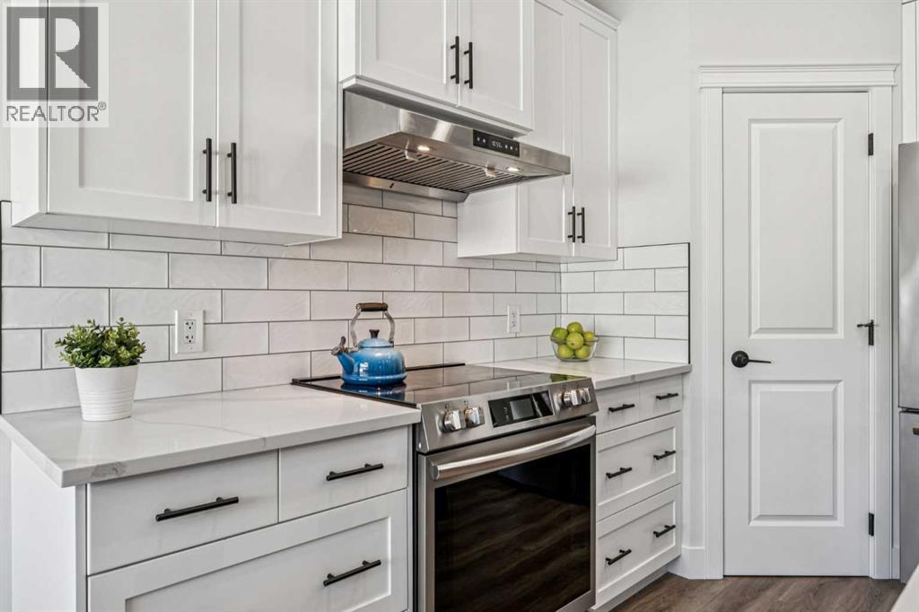 54 Elgin Meadows Green SE, Calgary, Alberta  T2Z 0L9 - Photo 7 - A2304353