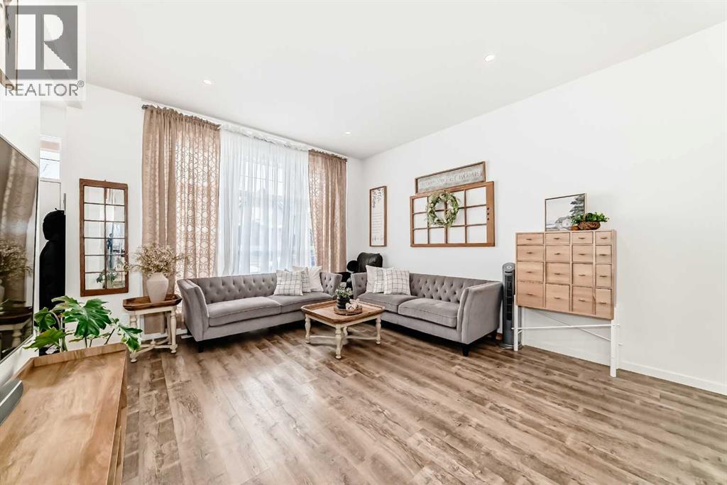 355 Masters Row Se, Calgary, Alberta  T3M 2T7 - Photo 6 - A2305380