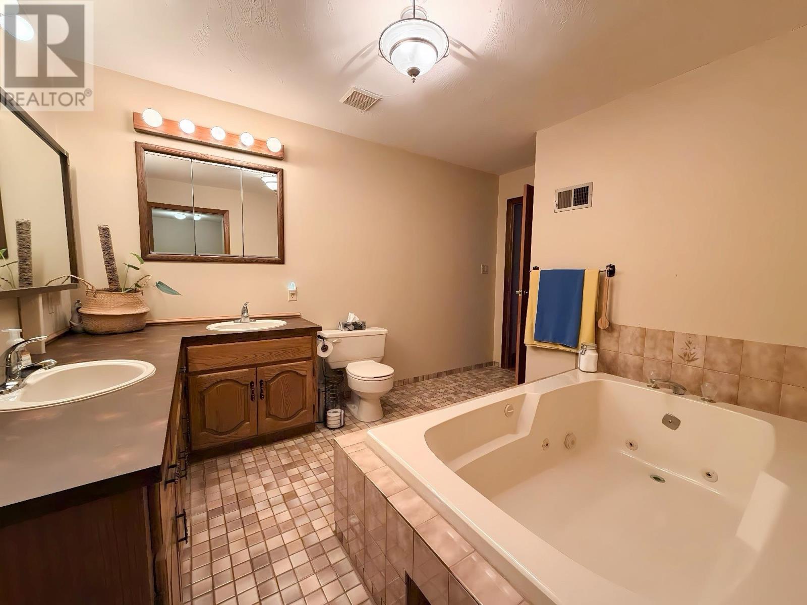 711 First St W, Geraldton, Ontario  P0T 1M0 - Photo 19 - TB2600831