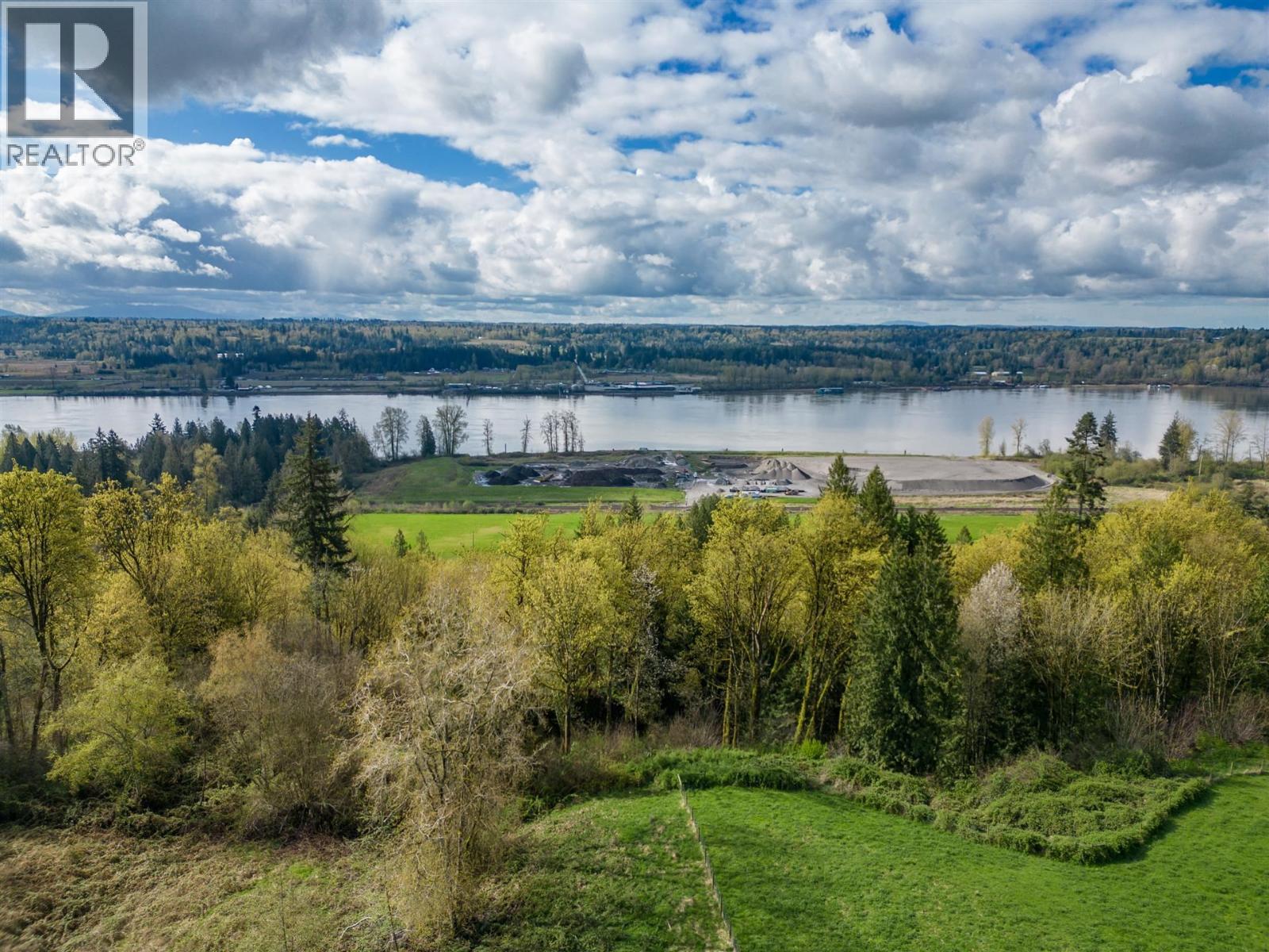 25655 Lougheed Highway, Maple Ridge, British Columbia  V2W 1M3 - Photo 2 - R3116983