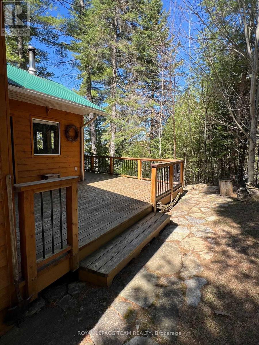 578b Elsie Lane, Greater Madawaska, Ontario  K0J 1H0 - Photo 50 - X12844504