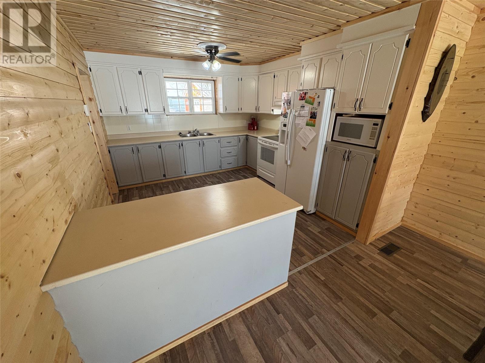 17 Lundberg Avenue, Buchans, Newfoundland & Labrador  A0H 1G0 - Photo 15 - 1294056