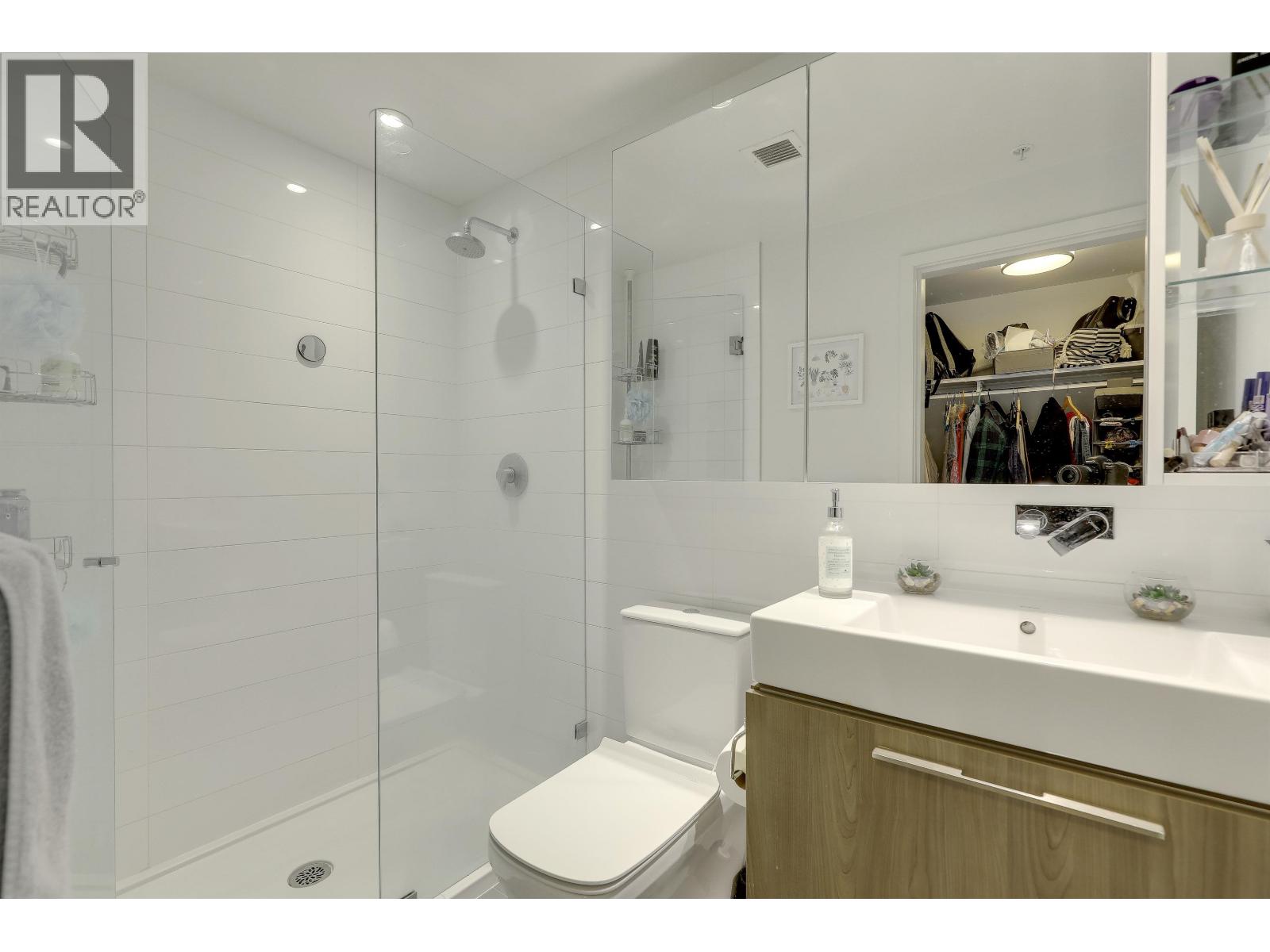 5008 1955 Alpha Way, Burnaby, British Columbia  V5C 0K6 - Photo 18 - R3115652