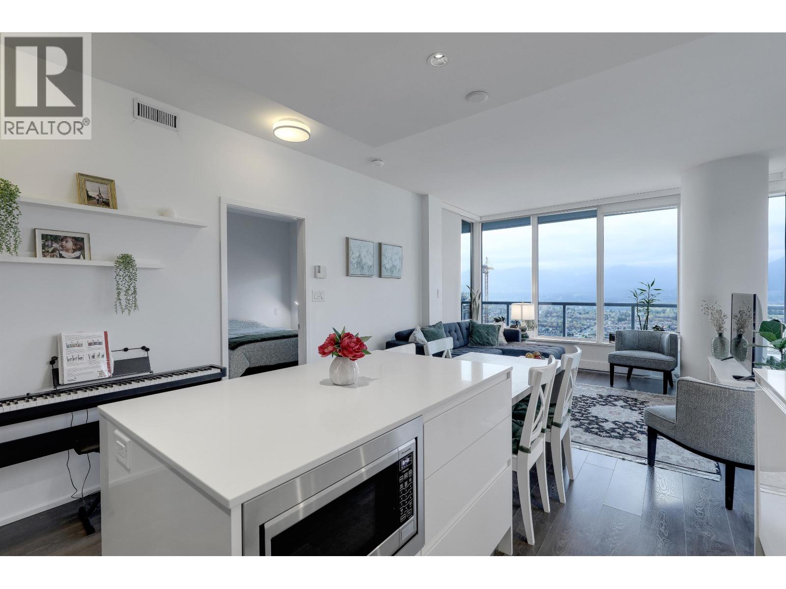 5008 1955 Alpha Way, Burnaby, British Columbia  V5C 0K6 - Photo 7 - R3115652