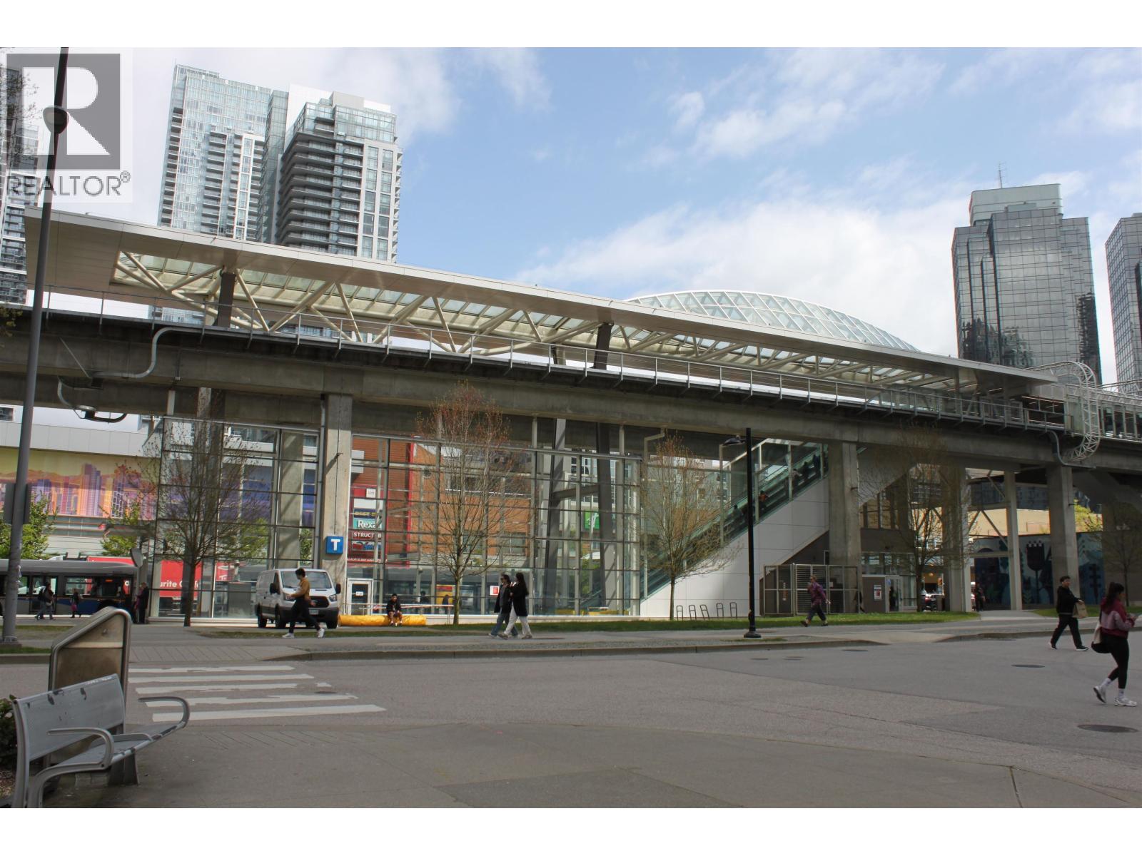 403 6333 Silver Avenue, Burnaby, British Columbia  V5H 0C3 - Photo 3 - R3115975