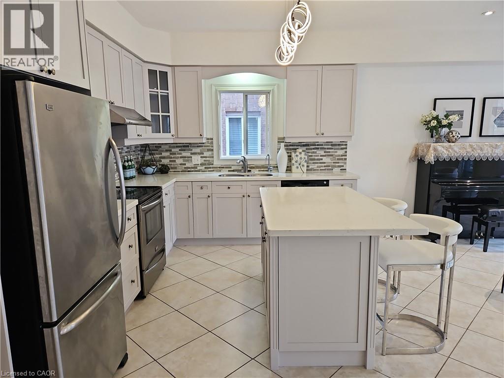 512 Wood Nettle Way, Waterloo, Ontario  N2V 2X9 - Photo 8 - 40813712