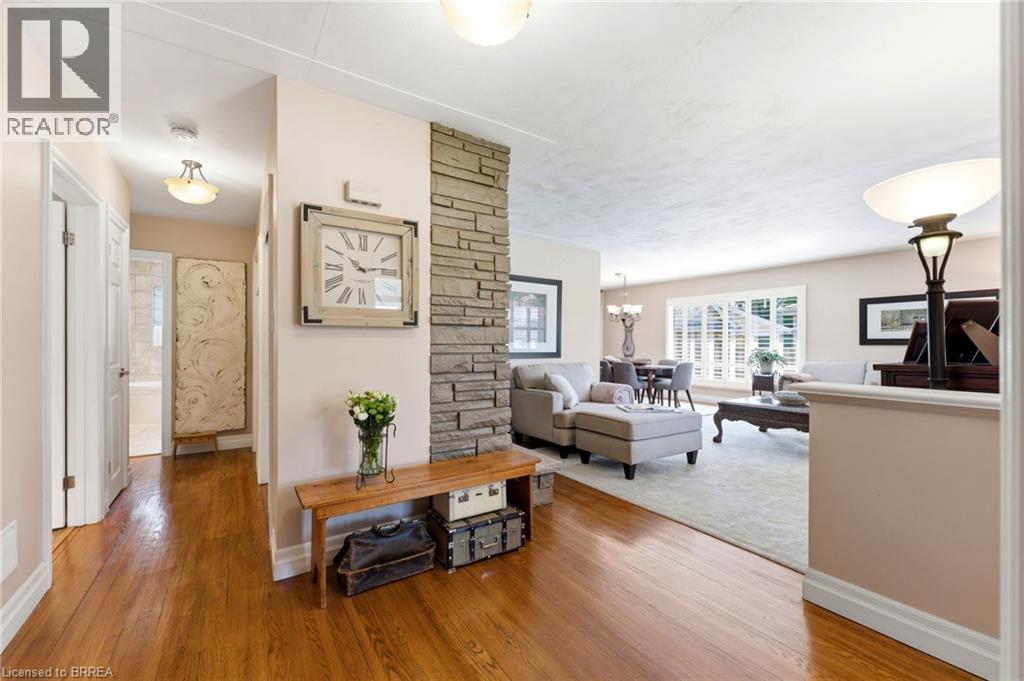 38 Franklin Street, Brantford, Ontario  N3R 1T1 - Photo 6 - 40823925