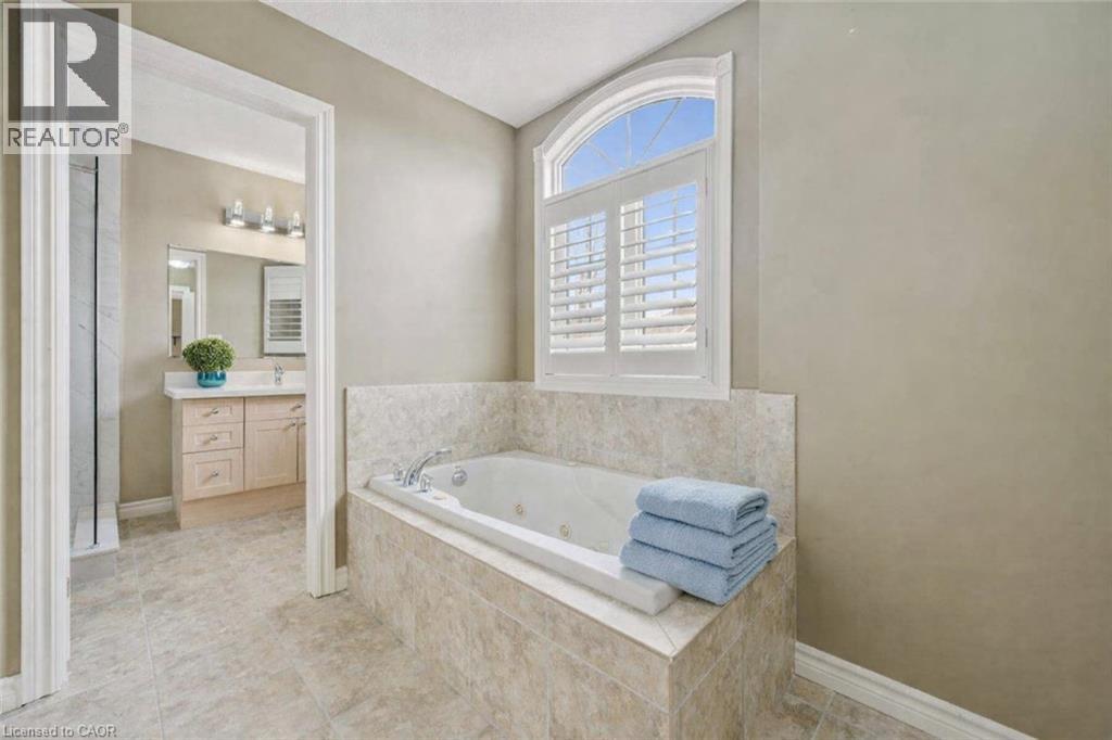 512 Wood Nettle Way, Waterloo, Ontario  N2V 2X9 - Photo 32 - 40813712