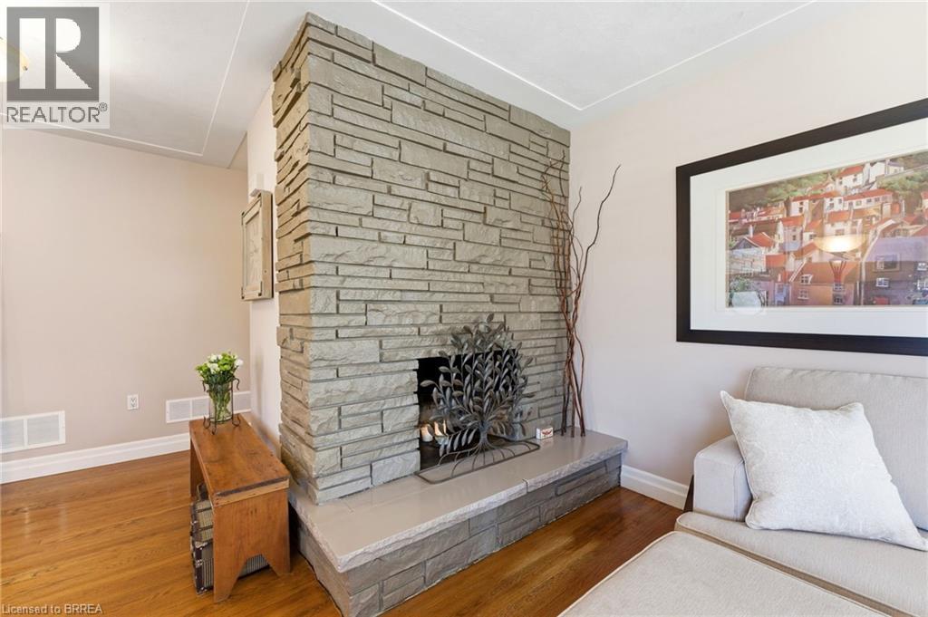 38 Franklin Street, Brantford, Ontario  N3R 1T1 - Photo 10 - 40823925