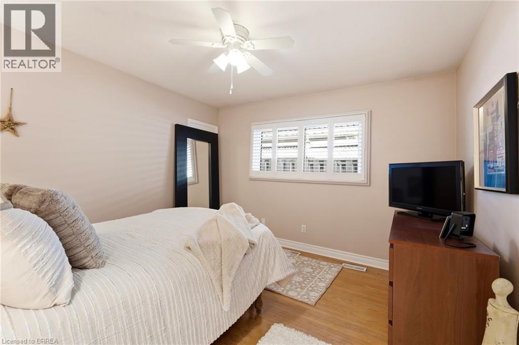 38 Franklin Street, Brantford, Ontario  N3R 1T1 - Photo 17 - 40823925