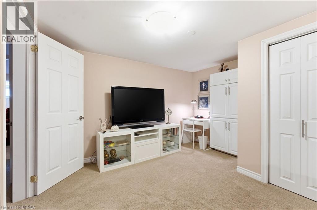 38 Franklin Street, Brantford, Ontario  N3R 1T1 - Photo 26 - 40823925