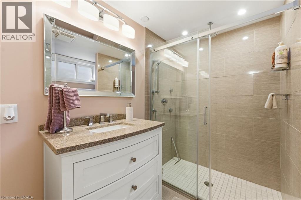 38 Franklin Street, Brantford, Ontario  N3R 1T1 - Photo 28 - 40823925