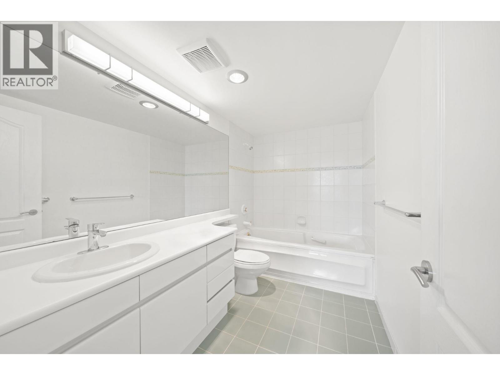 1203 1327 E Keith Road, North Vancouver, British Columbia  V7J 3T5 - Photo 23 - R3116919