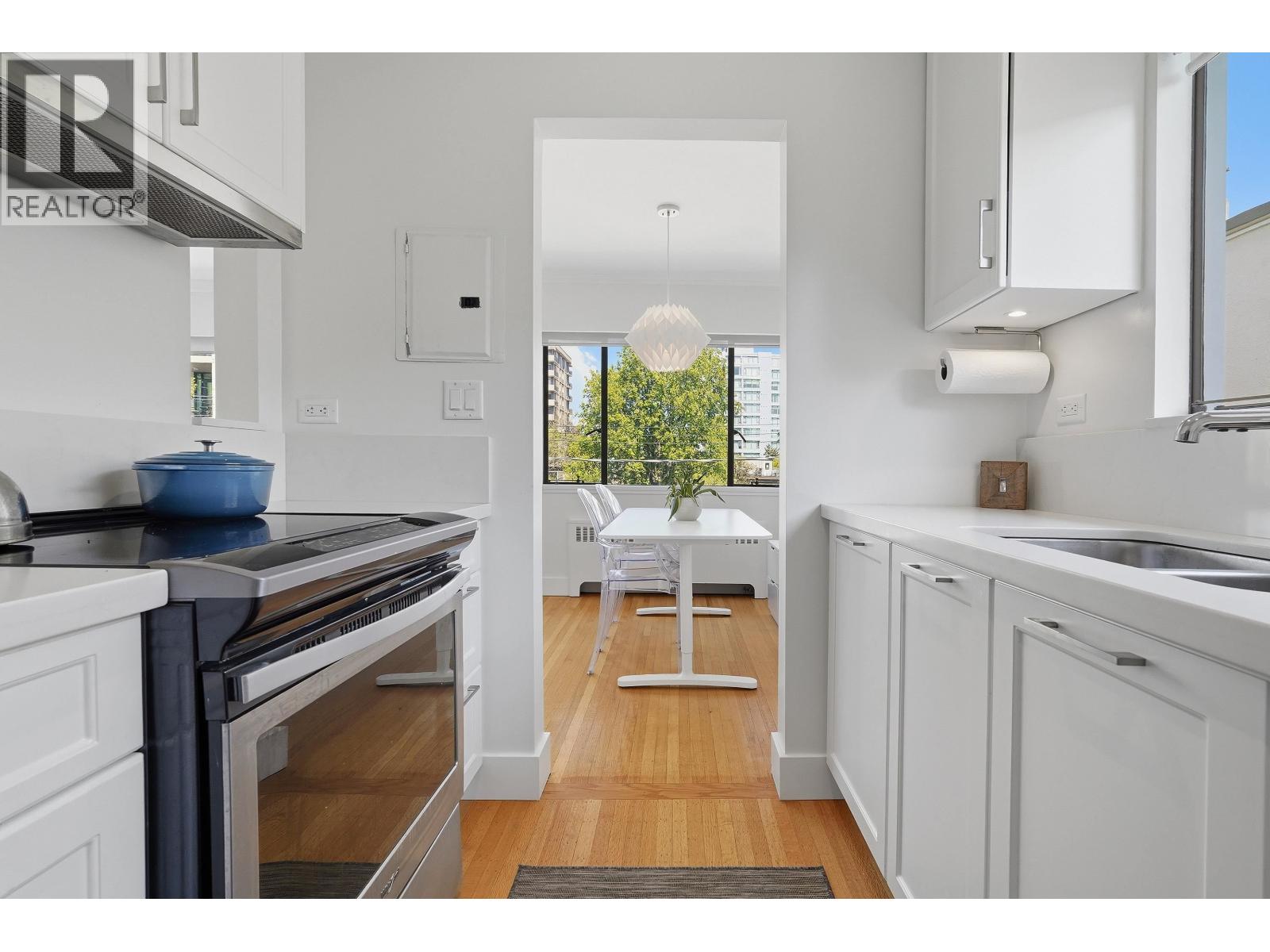 8 2255 W 40th Avenue, Vancouver, British Columbia  V6M 1W7 - Photo 11 - R3116928