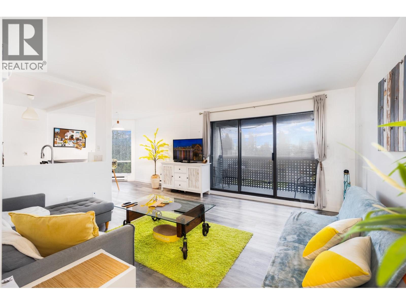 408 340 Ginger Drive, New Westminster, British Columbia  V3L 5L7 - Photo 8 - R3116937