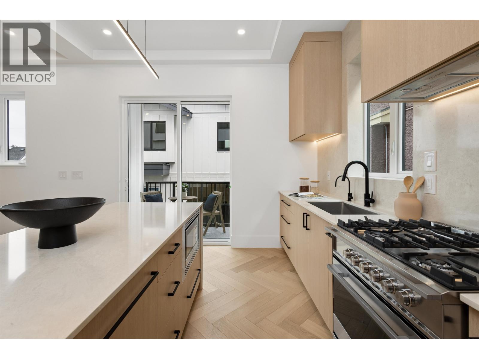 2 3637 E 46th Avenue, Vancouver, British Columbia  V5S 1B7 - Photo 15 - R3116955