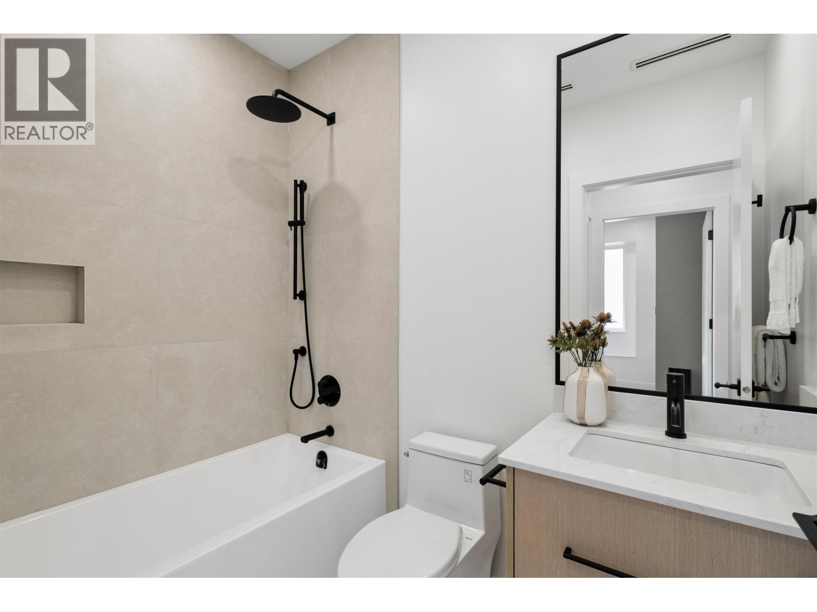 1 3639 E 46th Avenue, Vancouver, British Columbia  V5S 1B7 - Photo 25 - R3116958