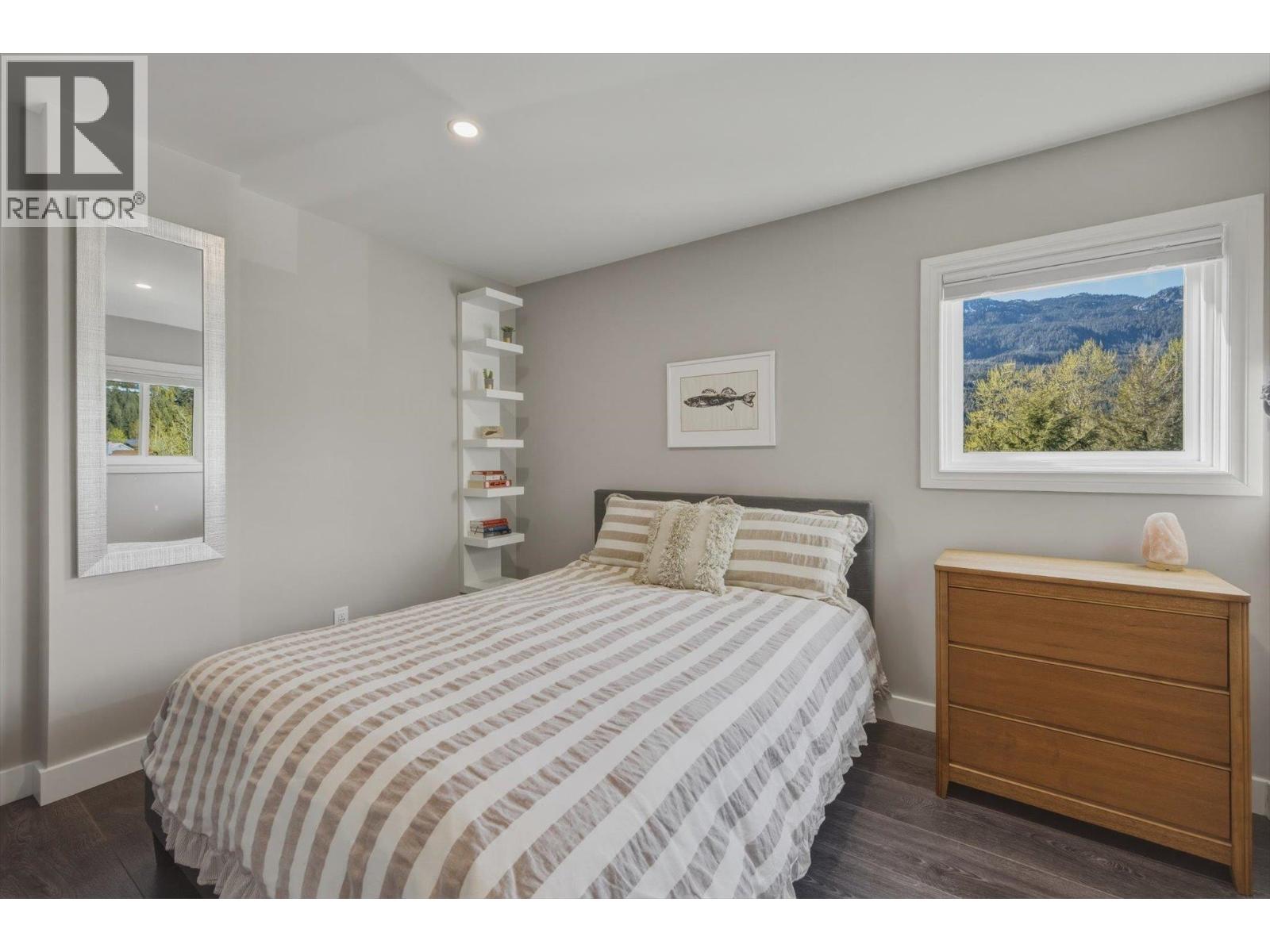 3 2162 Sarajevo Drive, Whistler, British Columbia  V8E 0B5 - Photo 9 - R3116959