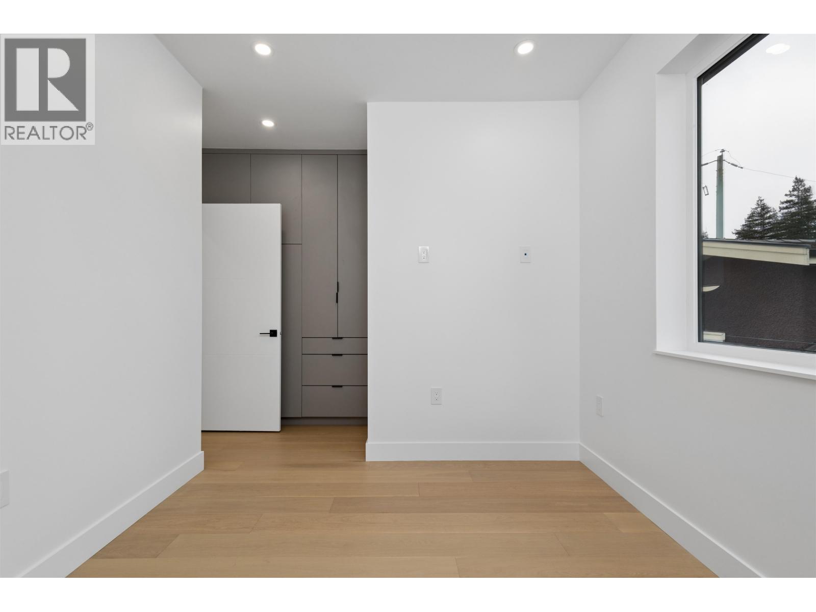 2 3639 E 46th Avenue, Vancouver, British Columbia  V5S 1B7 - Photo 28 - R3116960