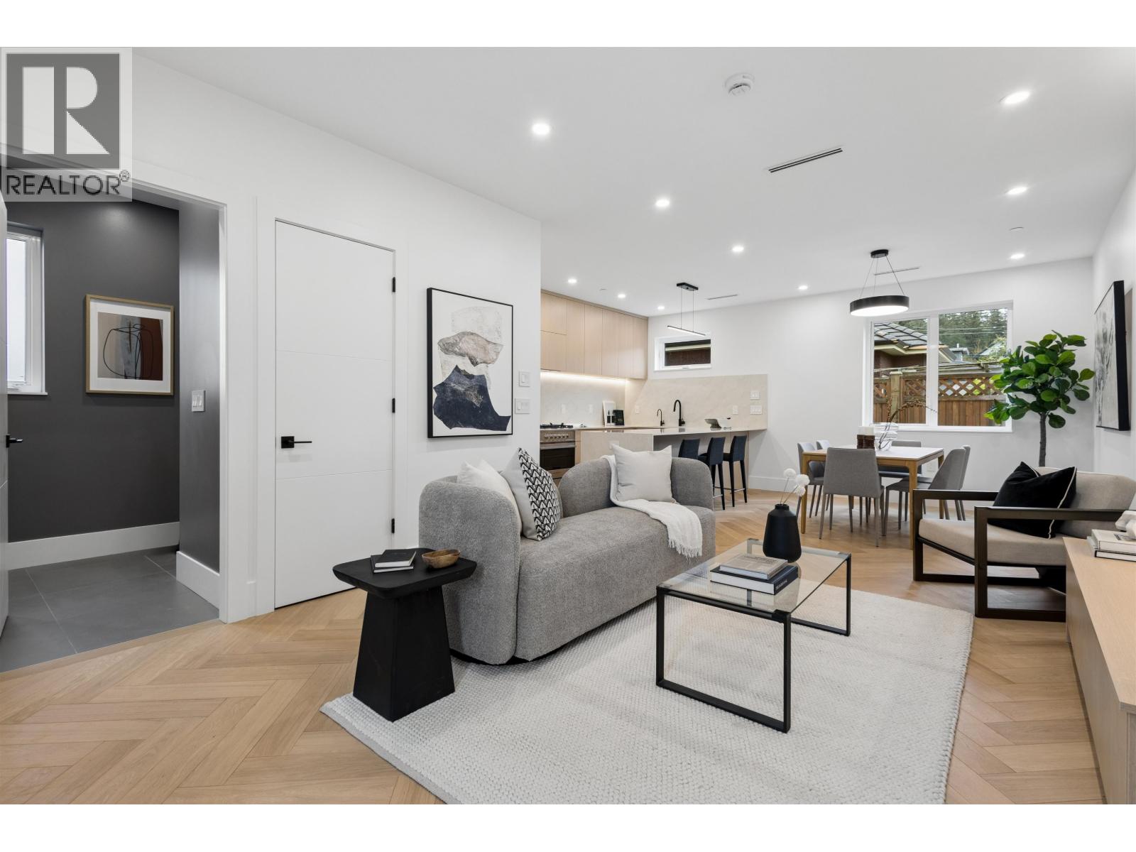 2 3639 E 46th Avenue, Vancouver, British Columbia  V5S 1B7 - Photo 6 - R3116960