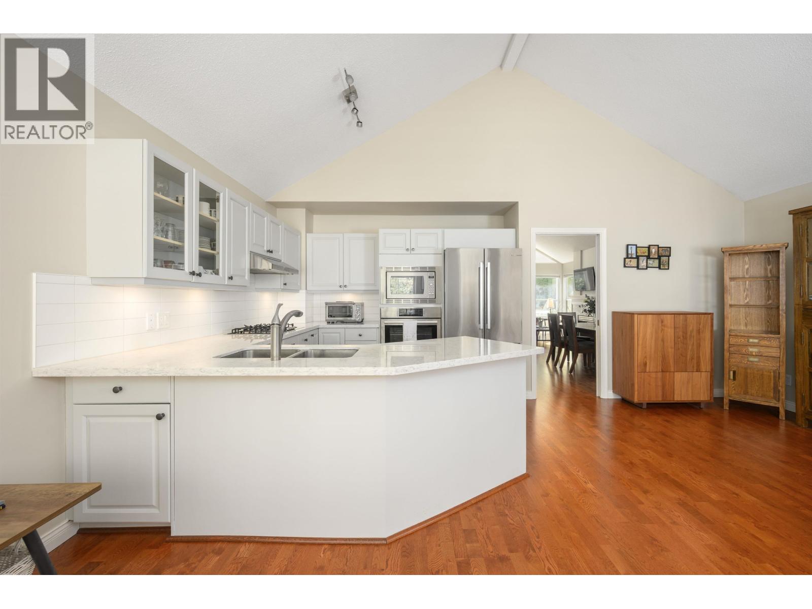 29 4055 Indian River Drive, North Vancouver, British Columbia  V7G 2R7 - Photo 13 - R3116965