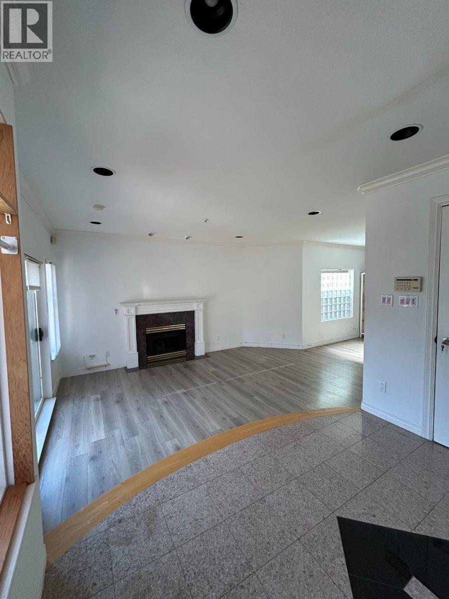 8377 Hudson Street, Vancouver, British Columbia  V6P 4M3 - Photo 3 - R3116975