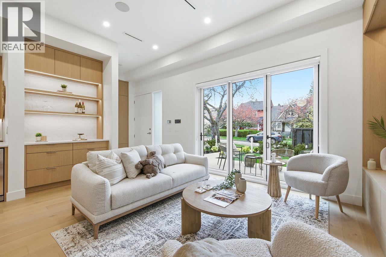 1 3708 W 18th Avenue, Vancouver, British Columbia  V6S 1B2 - Photo 5 - R3117000