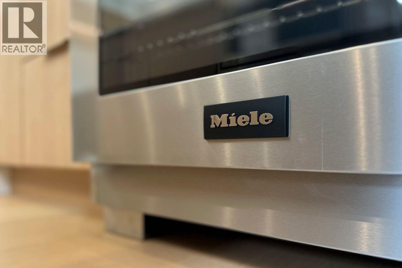 2 3708 W 18th Avenue, Vancouver, British Columbia  V6S 1B2 - Photo 10 - R3117003