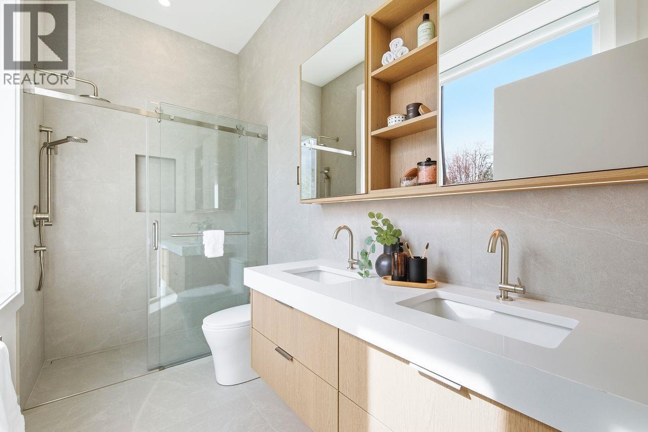 2 3708 W 18th Avenue, Vancouver, British Columbia  V6S 1B2 - Photo 23 - R3117003