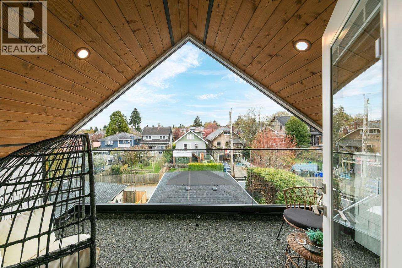 2 3708 W 18th Avenue, Vancouver, British Columbia  V6S 1B2 - Photo 32 - R3117003