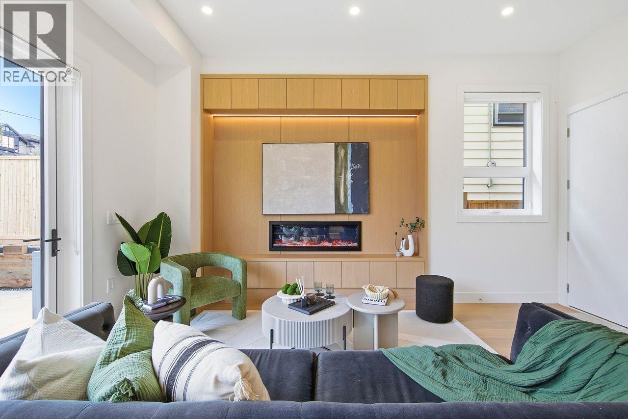 2 3708 W 18th Avenue, Vancouver, British Columbia  V6S 1B2 - Photo 4 - R3117003