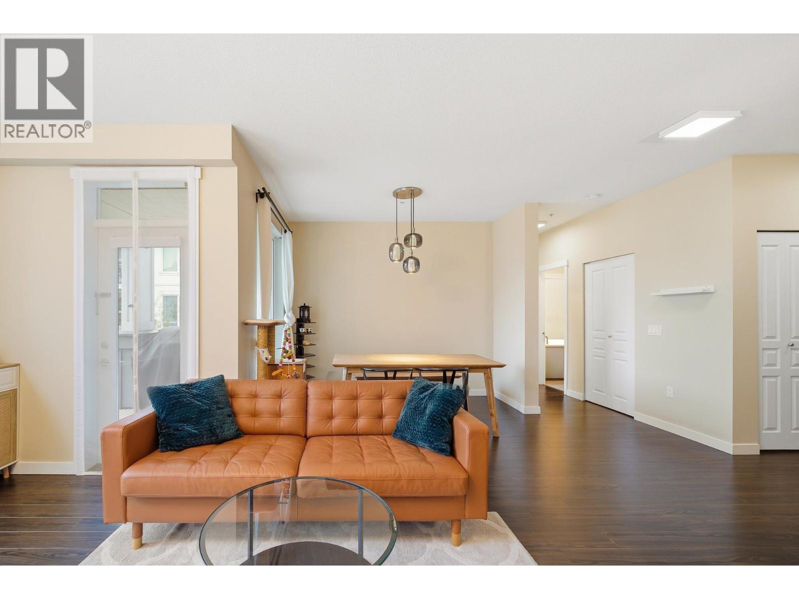 339 9388 Mckim Way, Richmond, British Columbia  V6X 0J7 - Photo 15 - R3117007