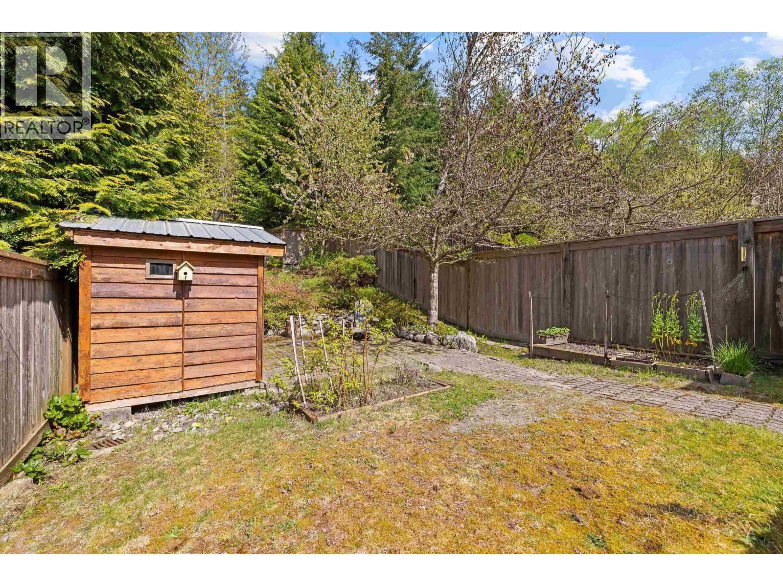 51 Fernway Drive, Port Moody, British Columbia  V3H 5K5 - Photo 32 - R3117008