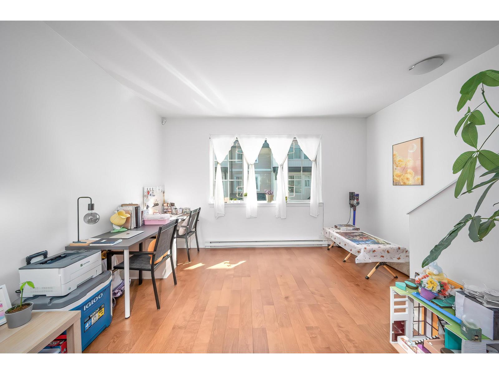 92 2450 161a, Surrey, British Columbia  V3S 8K4 - Photo 4 - R3117117